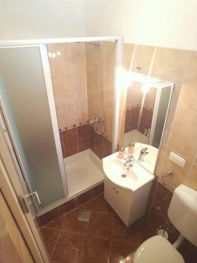 Studio Apartments Marra & Kech Ploce  Exterior foto